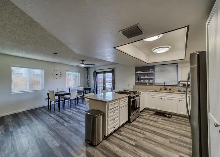 Riverview Oasis * Bullhead City