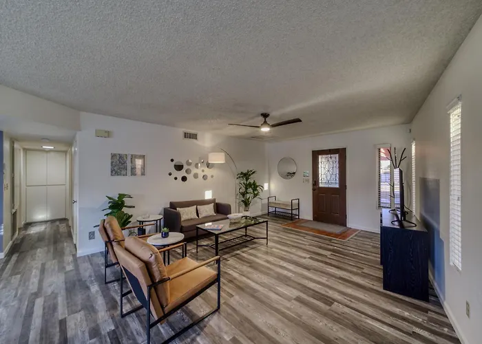 Riverview Oasis *