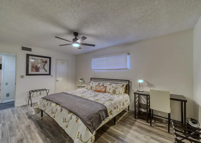 Riverview Oasis Holiday home